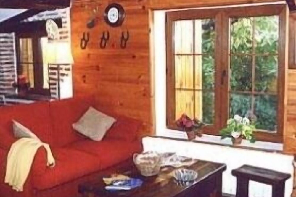 1 bedroom apartment - 3 people: With charm and beautiful views of the garden.