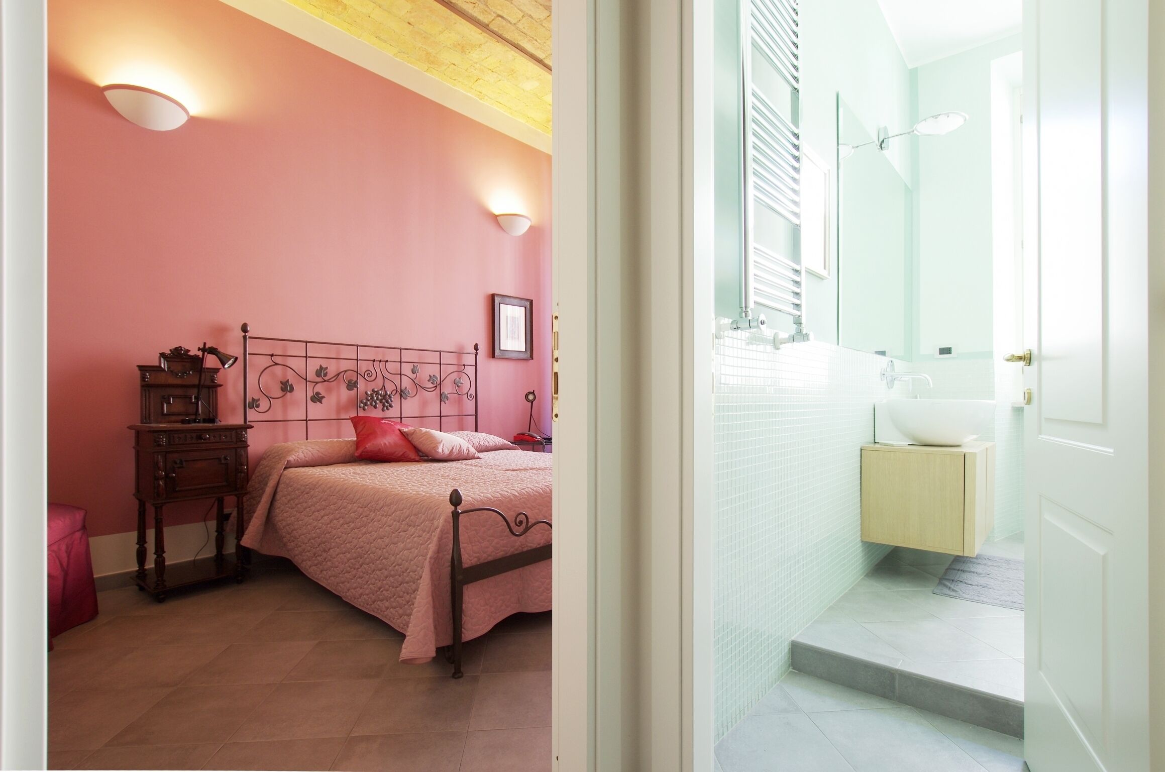 Colosseum, elegant, bright, relaxed A / C 