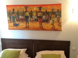 1 chambre, coffres-forts dans les chambres, fer et planche Ă repasser