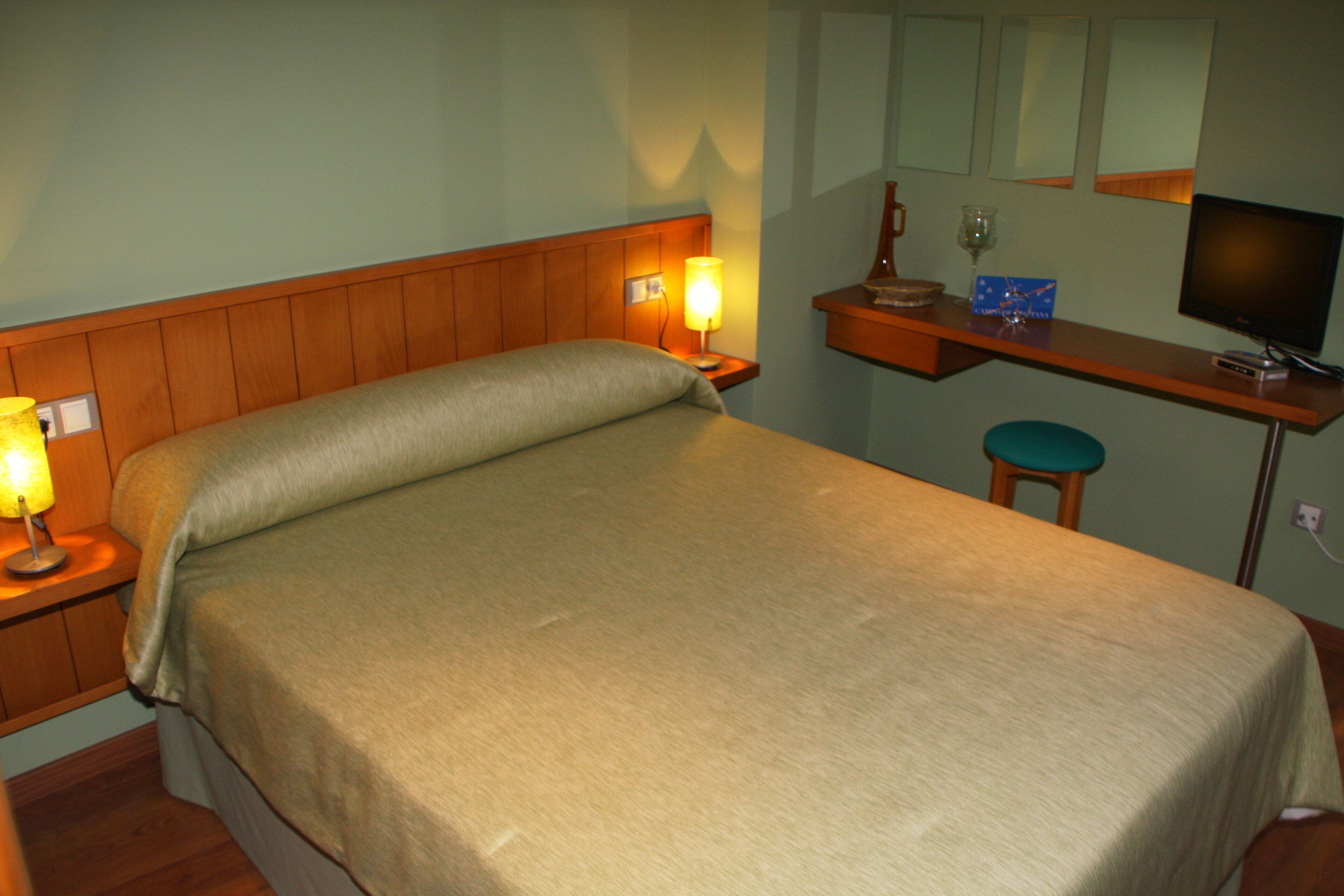 EL YELMO DE MAMBRINO HOUSE - SOLANO (Maximum 2 adults + 2 children)