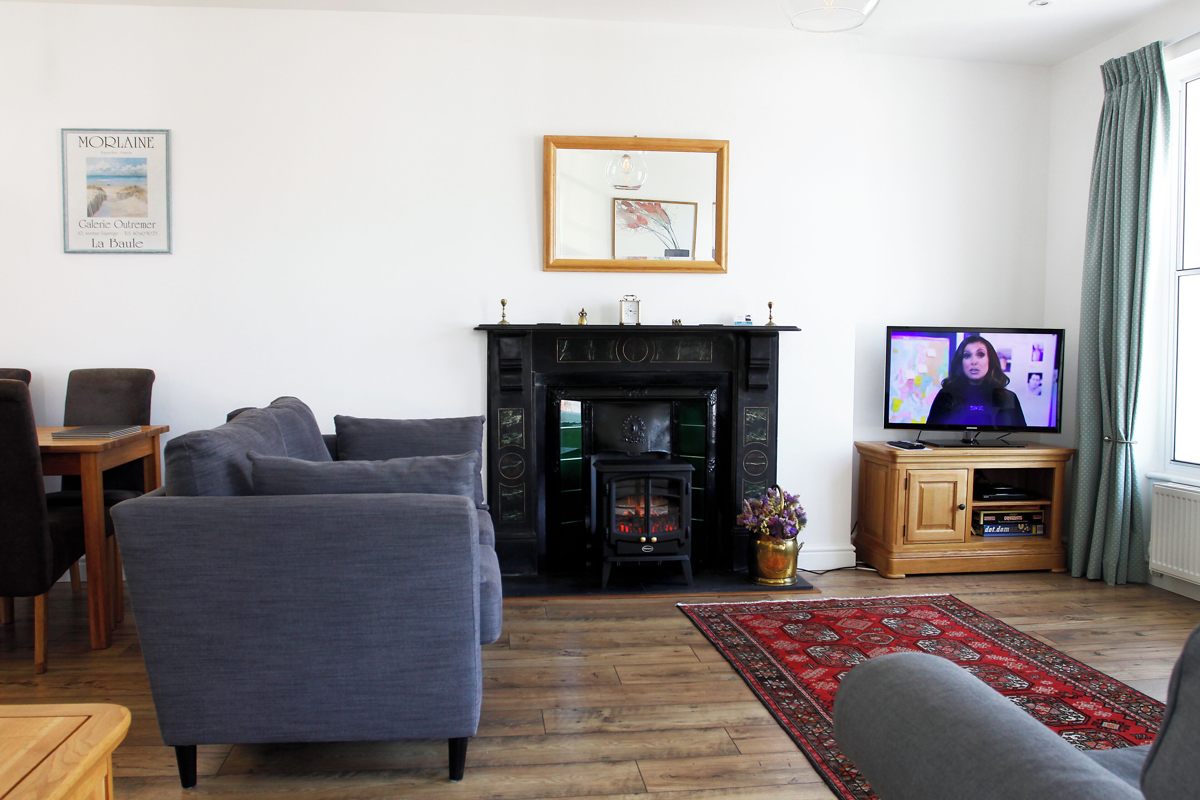 YR HEN  FANC (THE OLD BANK)