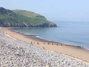 Beach - YR HEN  FANC (THE OLD BANK) (Aberaeron)