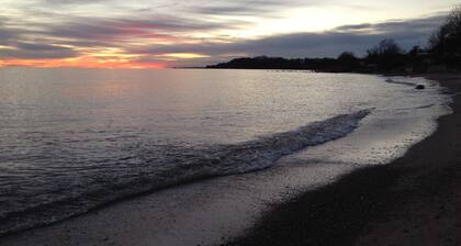 Beautiful cozy cottage in the countryside