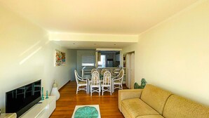 Living area - Penthouse Triplex Marina | T2 HsRentals Vilamarina (Vilamoura)
