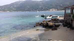 Beach nearby - OLMETO, F2 air-conditioned, near sea (Olmeto)