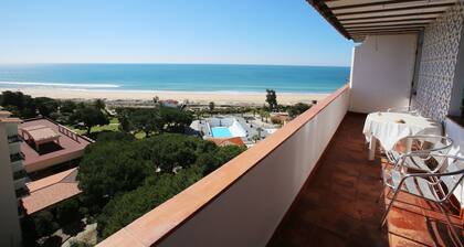 Vivez le rĂȘve. Le rĂȘve de l'Algarve Ă la plage