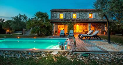 Villa with a private pool and a spacious garden