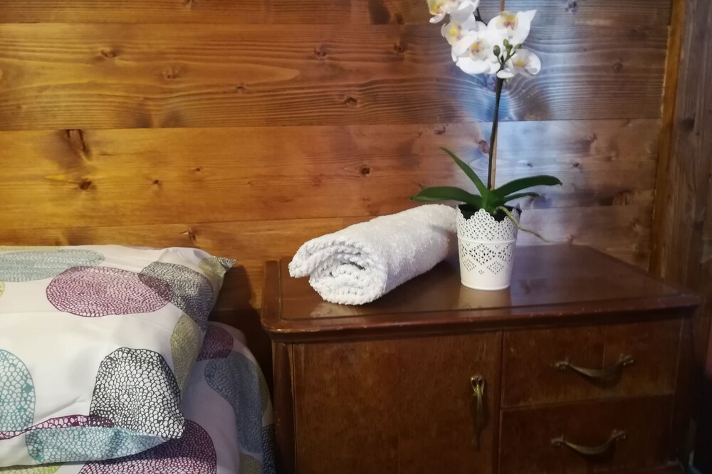 Panoramic and comfortable rustic house, near ESA and Tor Vergata station