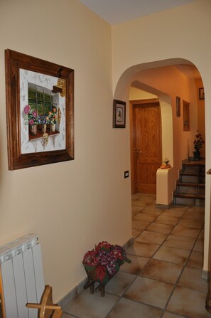 Interior - Nice warm house to relax with wifi (VALSEQUILLO DE GRAN CANARIA)
