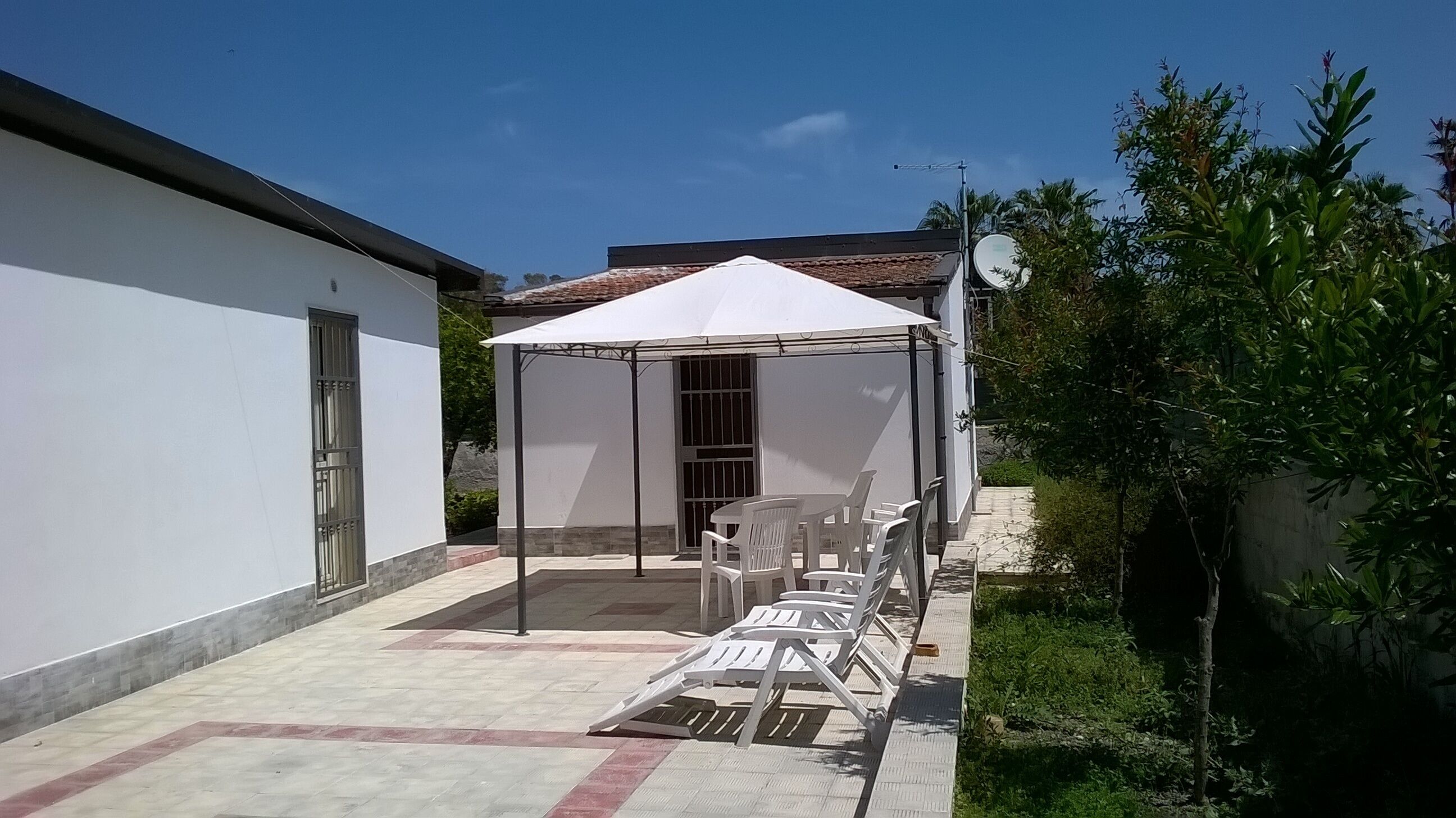 Guest house in Syracuse near the archaeological park.