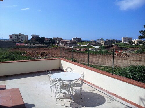 Erice beach - apartment in villa