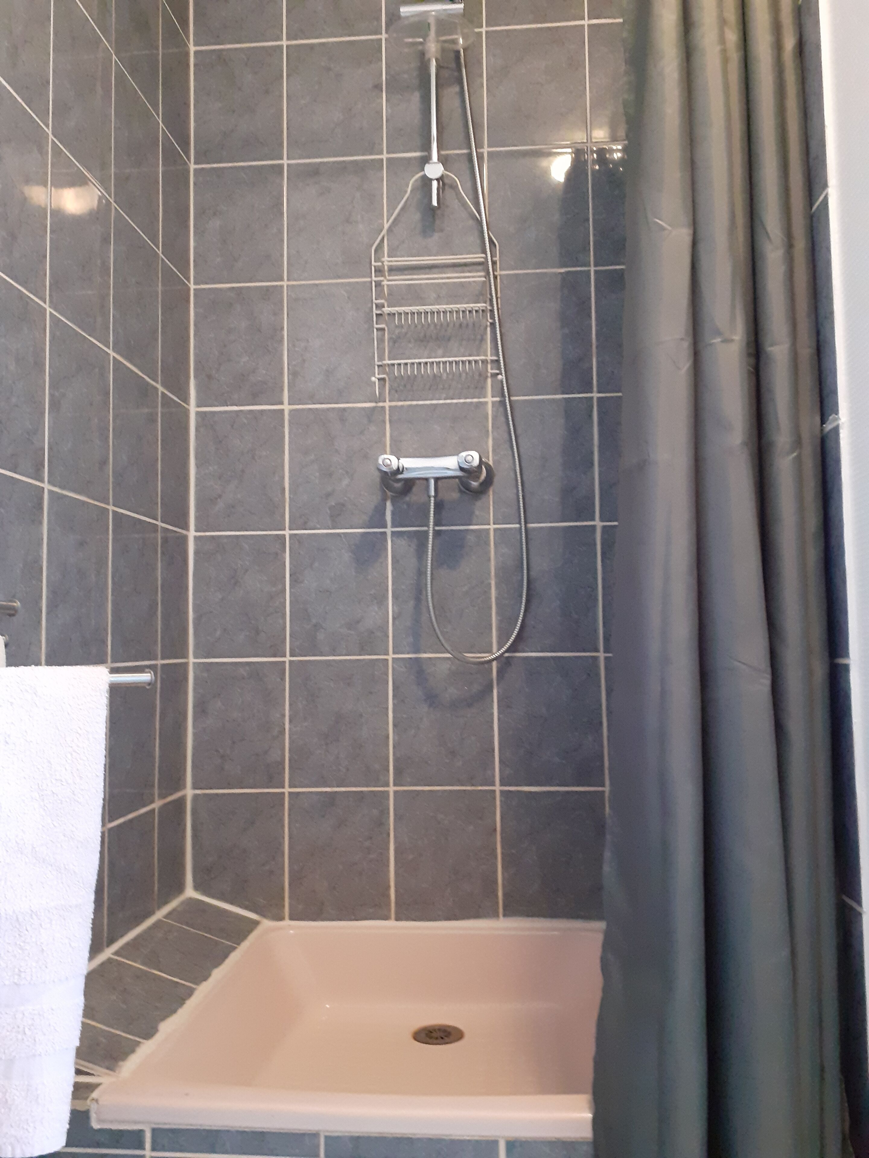 Duplex, last floor south terrace, wifi, quiet, beach 5 minutes walk