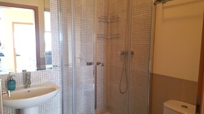 Hair dryer, towels, toilet paper