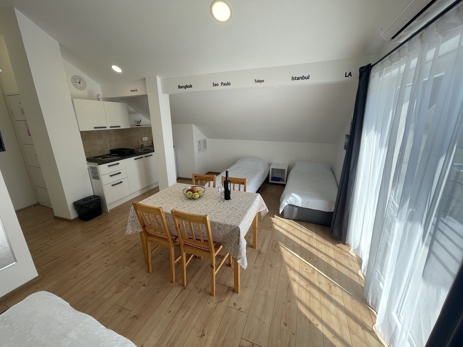 1 chambre, Wi-Fi gratuit, draps fournis