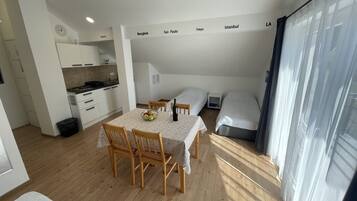 1 chambre, Wi-Fi gratuit, draps fournis
