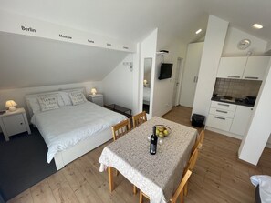 1 chambre, Wi-Fi gratuit, draps fournis