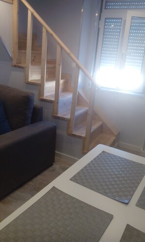 Interior - St. Philip's House A (2900-298)