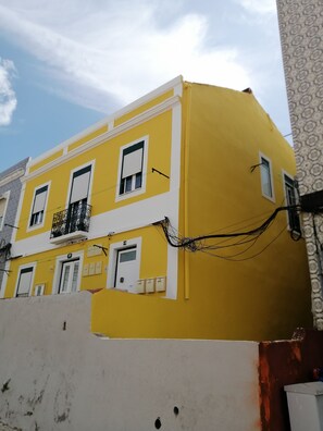 Exterior - St. Philip's House A (2900-298)