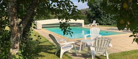 Piscine extérieure, piscine chauffée