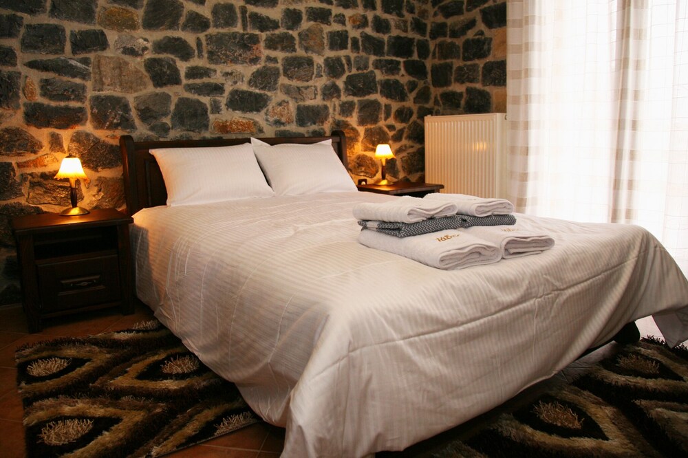 Welcome to Guesthouse Yades, Double Studio!