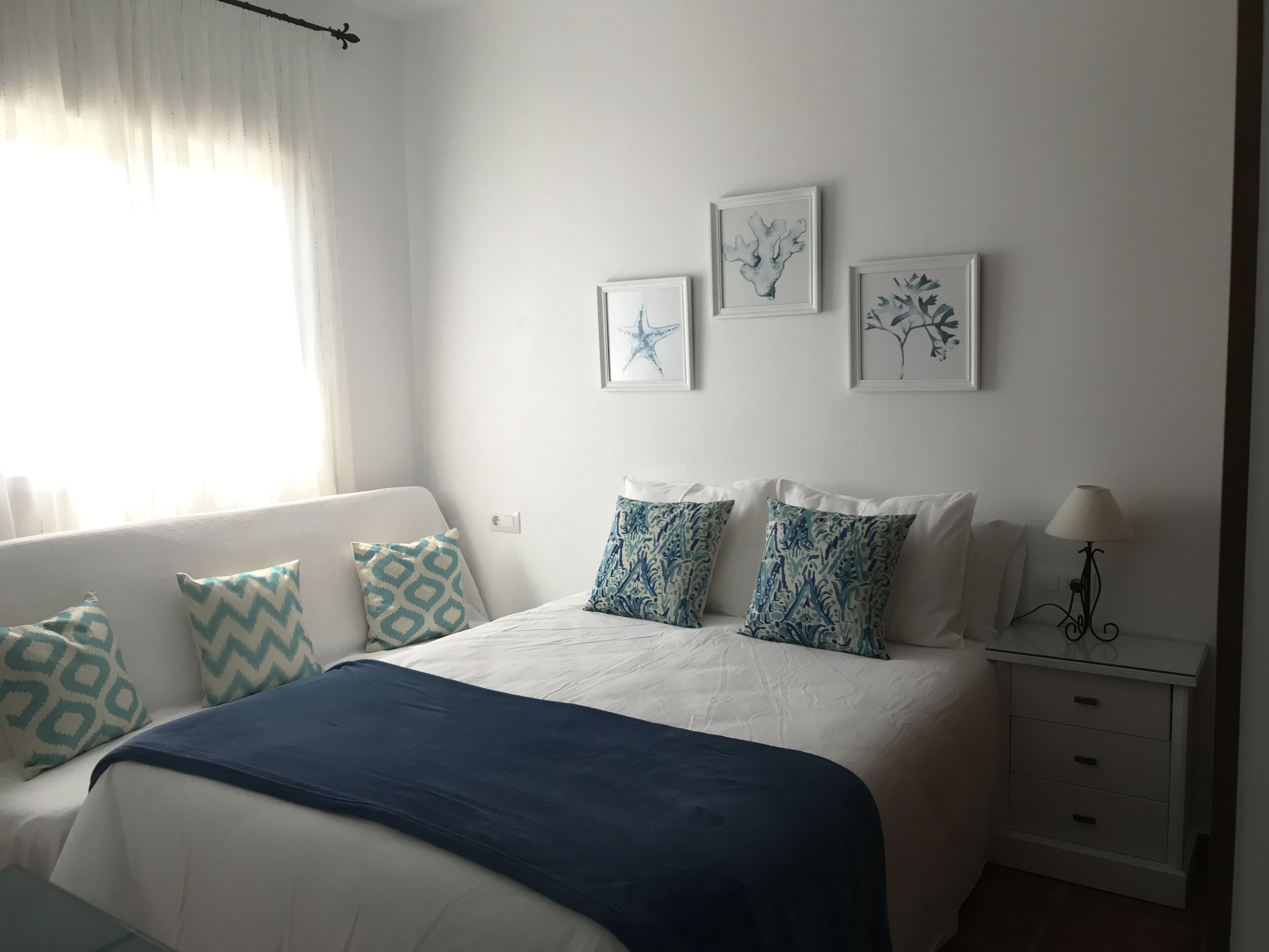 5 dormitorios, cuna de viaje, wifi gratis y ropa de cama