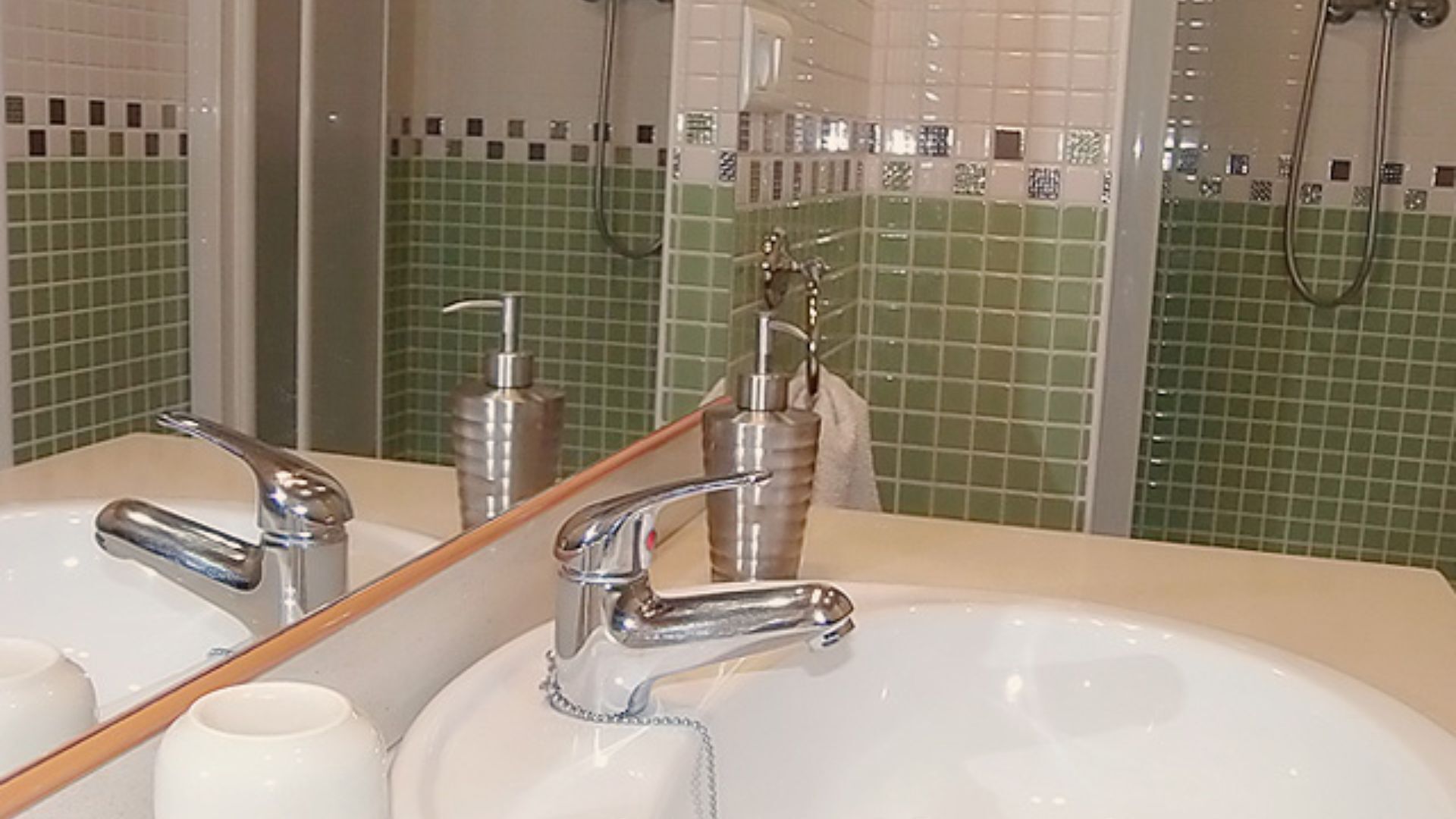 Can Ros house dated in 18th century