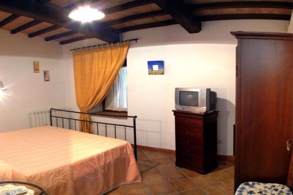 Agriturismo Belvedere Cramaccioli apartment for 4 people