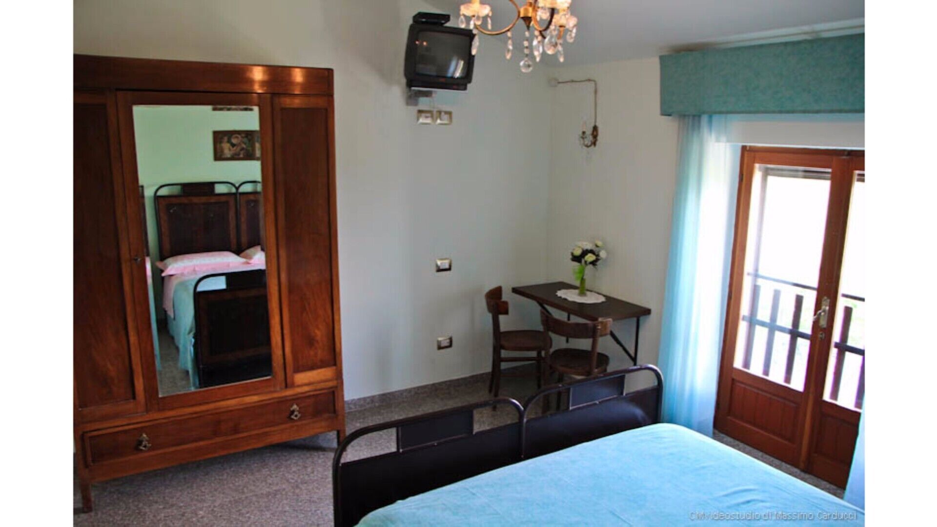 Montefalco Guest House - Yellow room