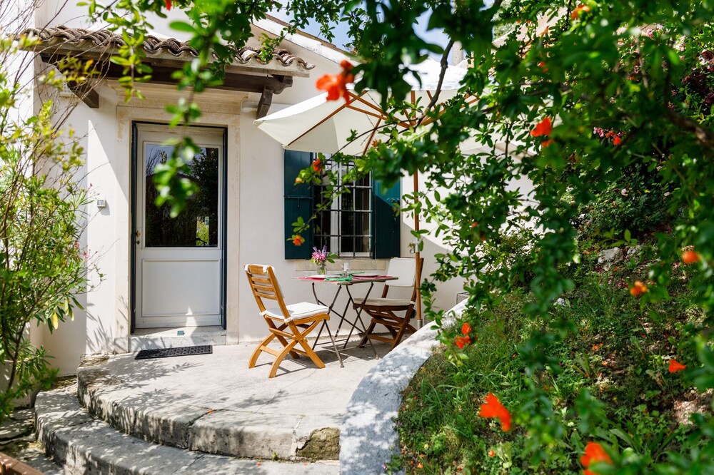 La Beretta apartment in Villa Veneta in the center of Asolo with swimming pool