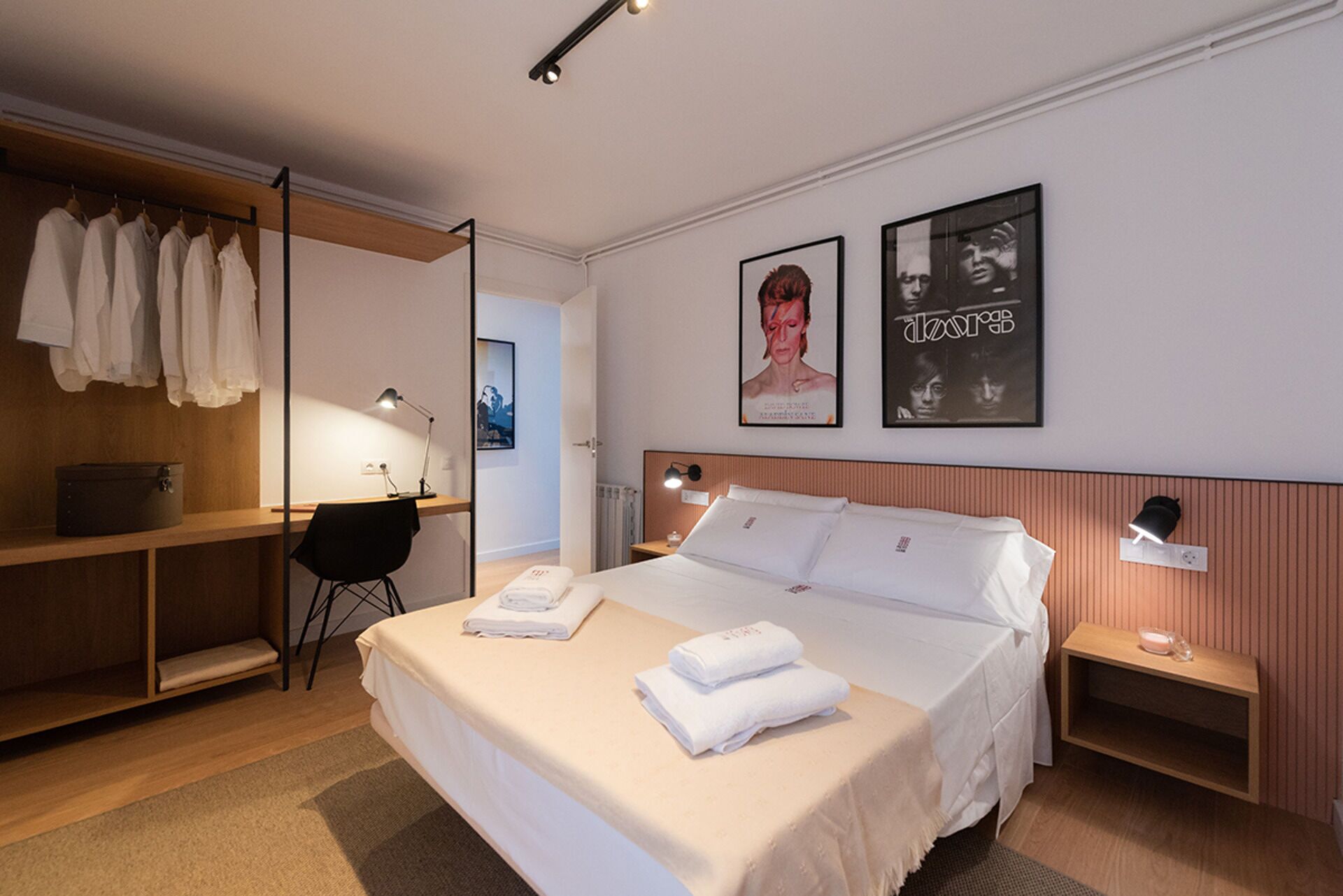 3 bedrooms, soundproofing, iron/ironing board