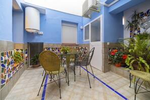 Outdoor dining - APARTMENT IN THE CENTER OF NERJA (Nerja)