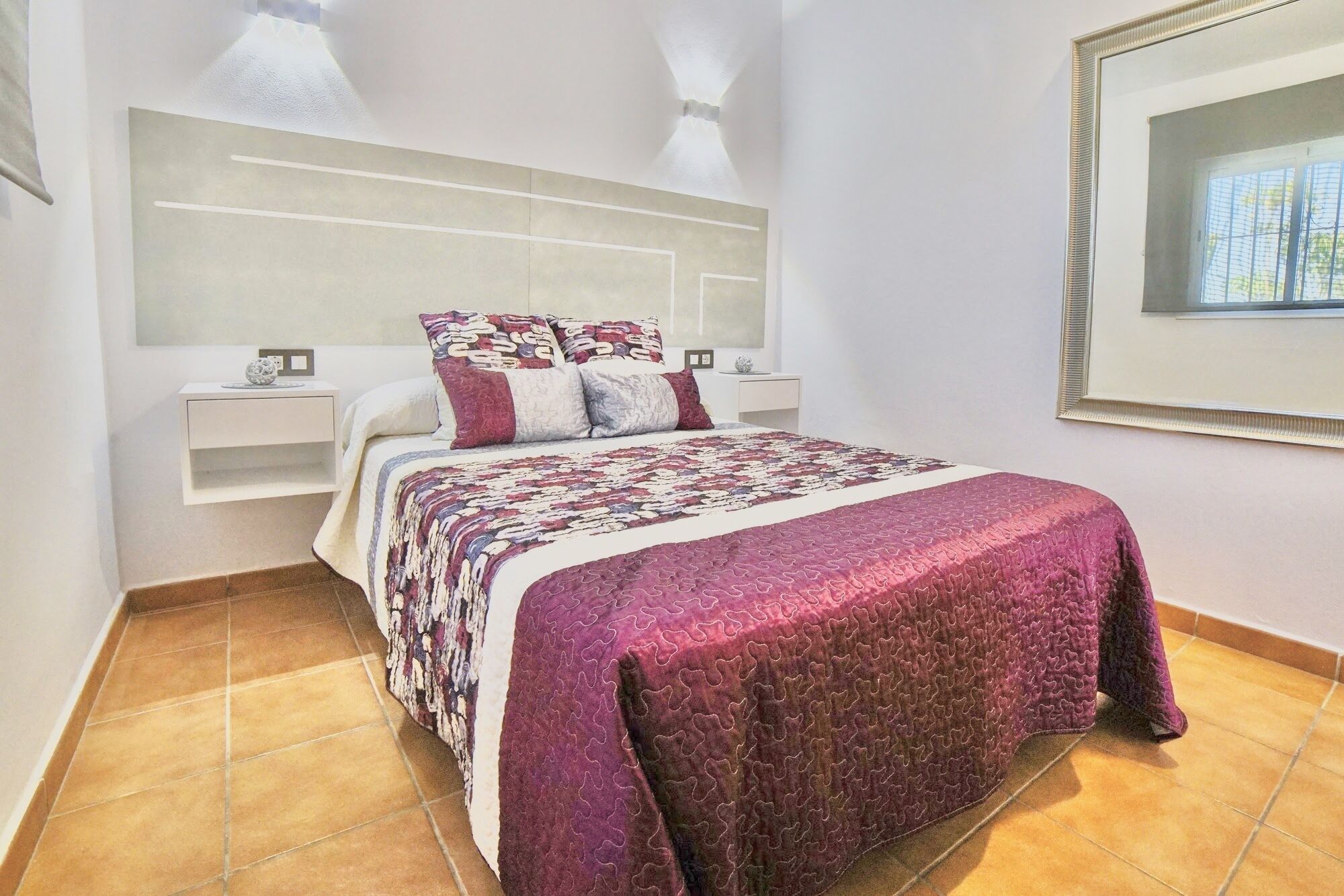 2 slaapkamers, een strijkplank/strijkijzer, gratis wifi, beddengoed