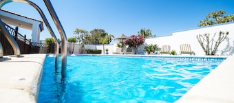 VILLA MET PRIVE ZWEMBAD IN CONIL, VILLA BANANERA