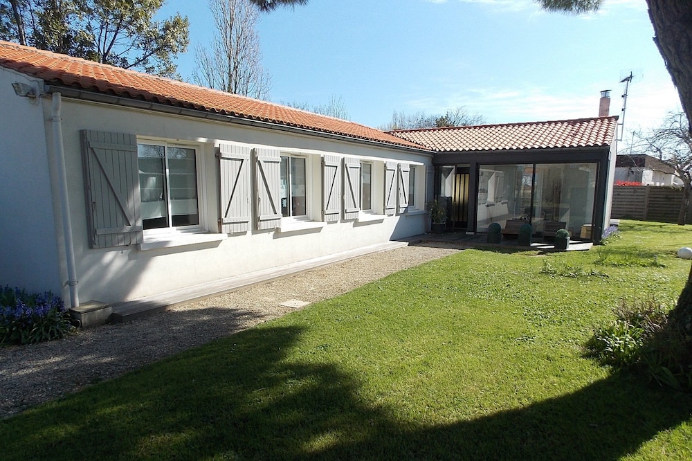 Beautiful holiday home near la rochelle