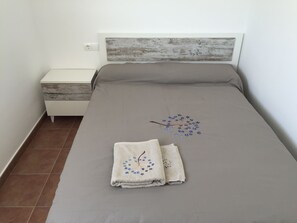 4 Schlafzimmer, Bügeleisen/Bügelbrett, WLAN, Bettwäsche
