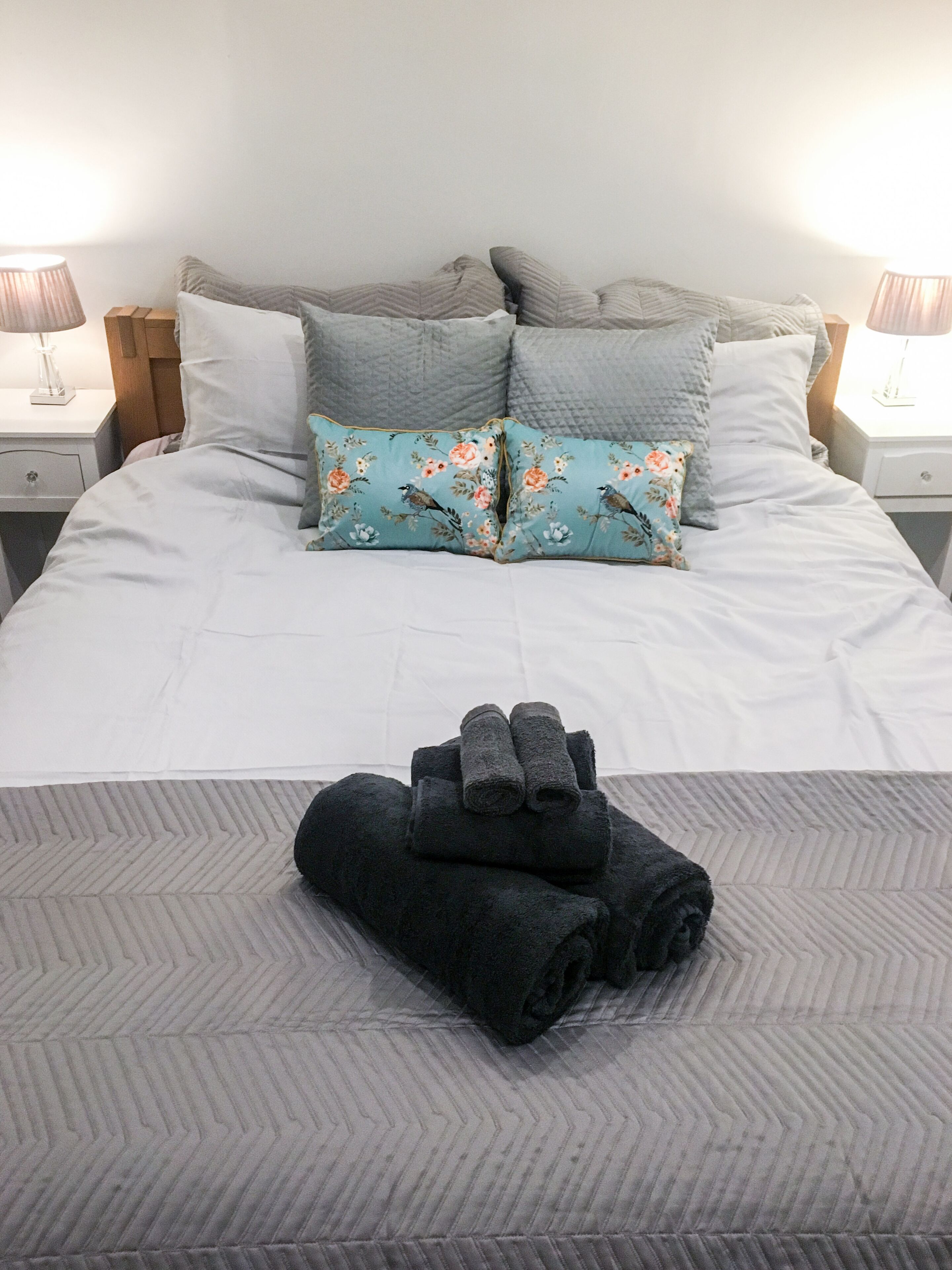 Lovely Garden Apartment with bay views and easy access to South Lakeland