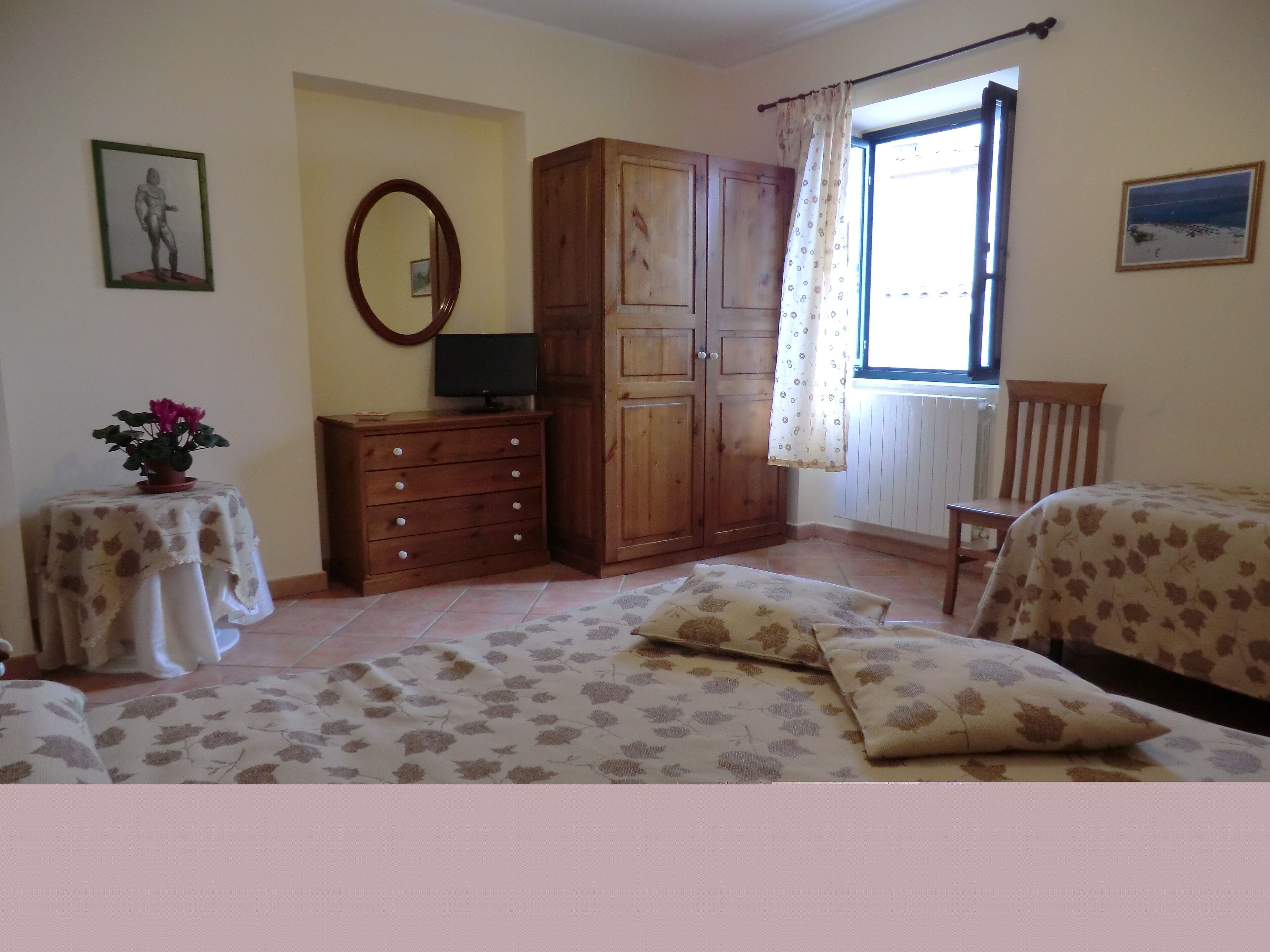 VOYAGE FARMHOUSE, RELAX OASIS, SWIMMING POOL, FAMILY HOLIDAY, CALABRESE KITCHEN