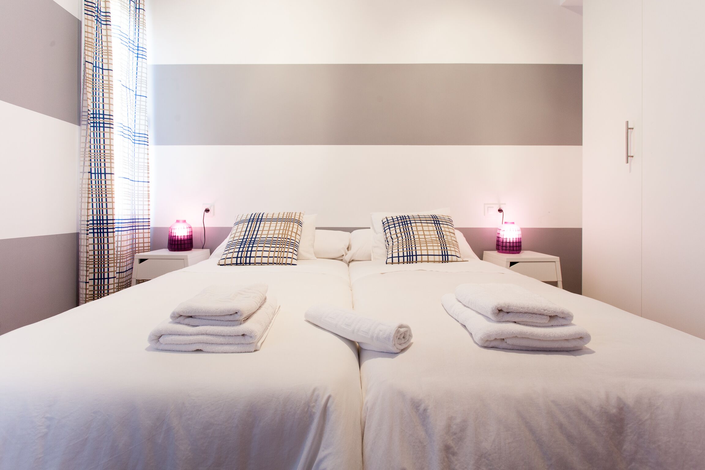 3 slaapkamers, een strijkplank/strijkijzer, wifi, beddengoed