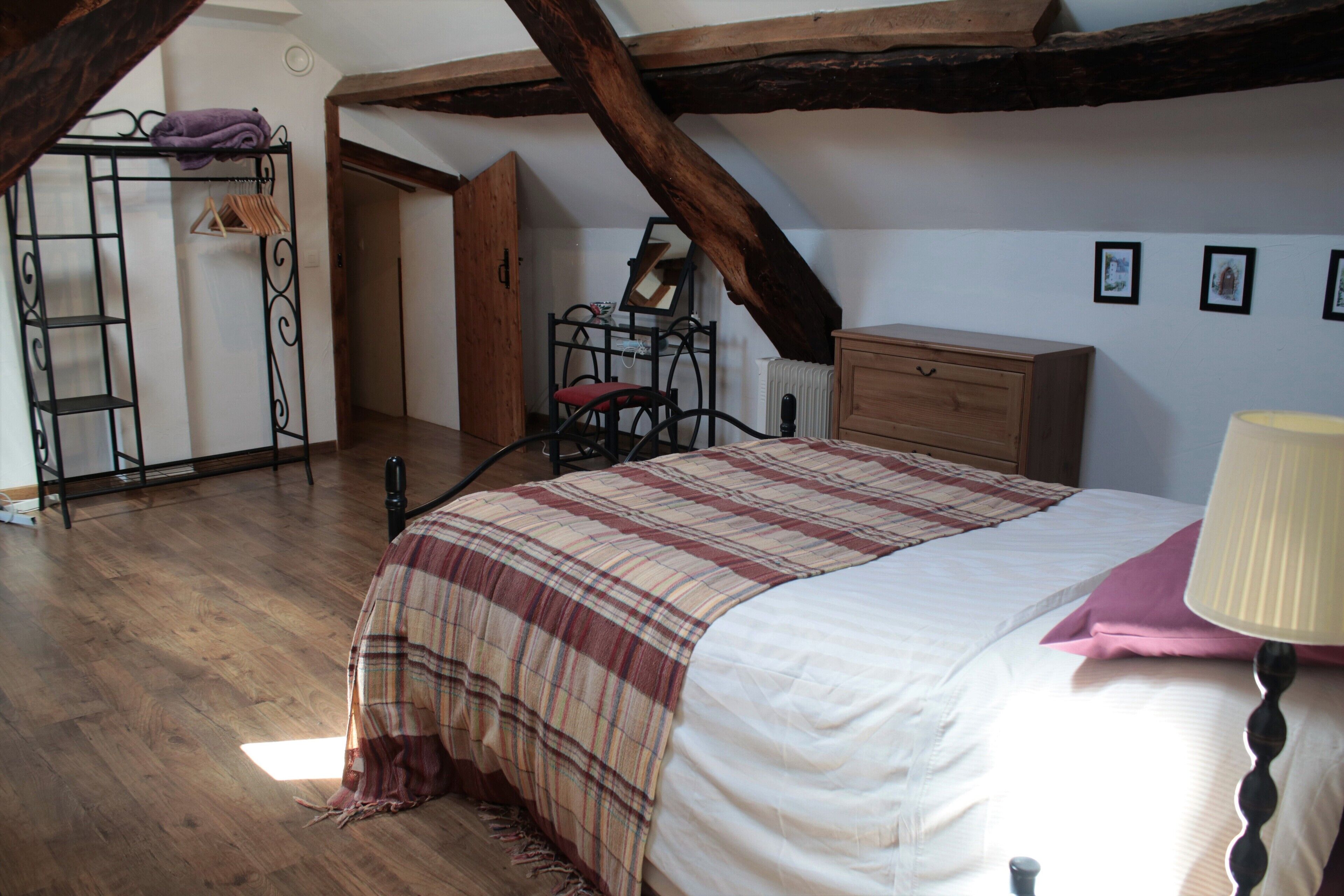 Pretty family gite with shared pool