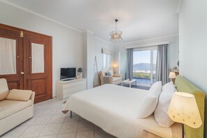 5 Schlafzimmer, Schreibtisch, schallisolierte Zimmer