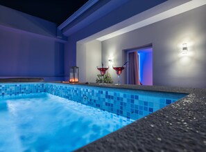 ดีลักซ์อพาร์ทเมนท์ | อ่างสปาส่วนตัว