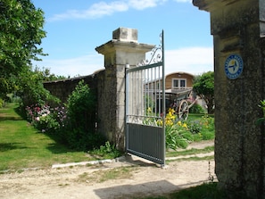 Enceinte de lâhĂ©bergement