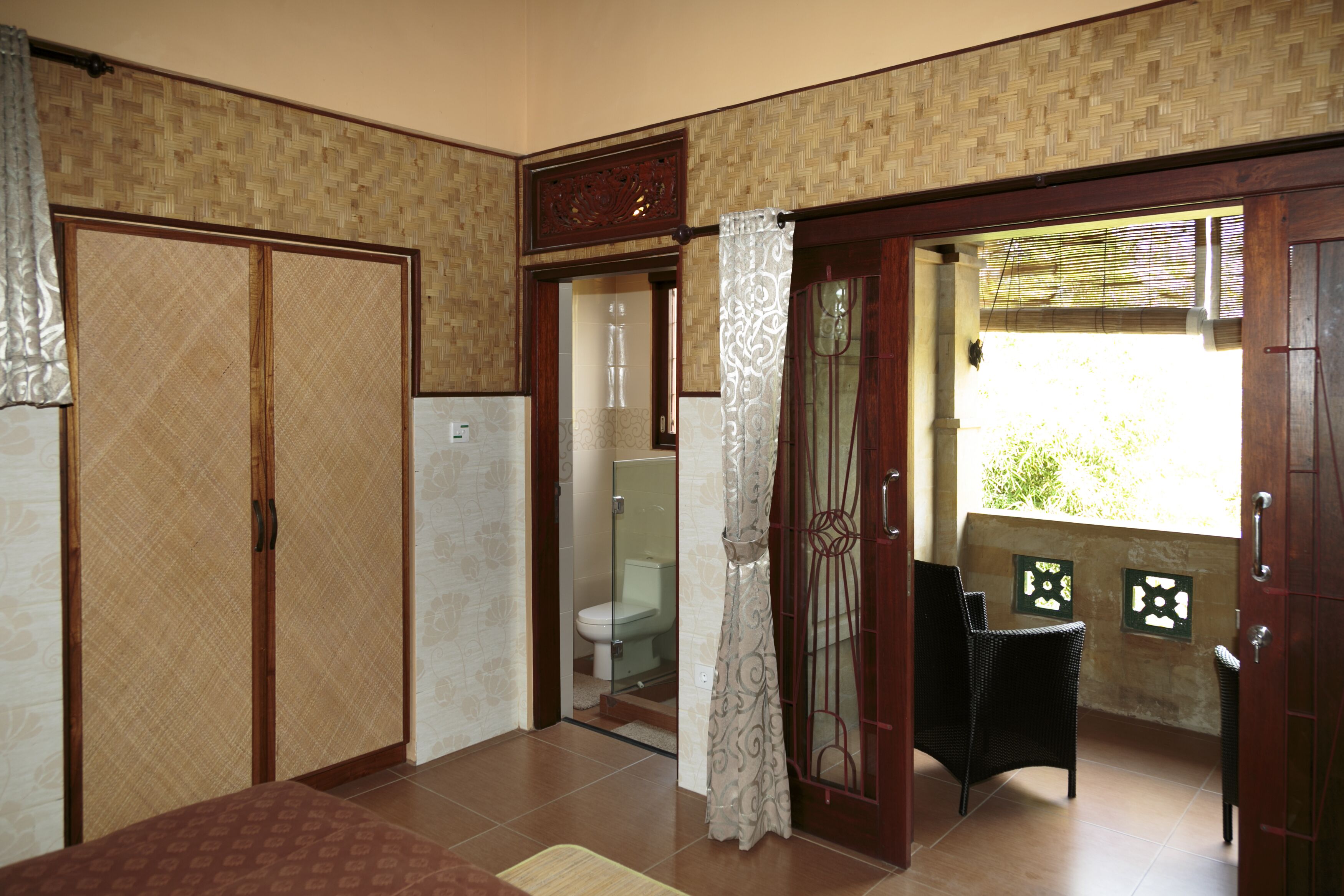 Quiet, Luxury Sawo Apartment 2 at Murni's Houses and Spa, Ubud, Bali