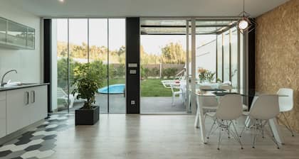 House with garden and pool 5 minutes from the beaches