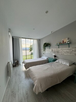 2 dormitoris, planxa i posts de planxar, wifi gratuïta i roba de llit 