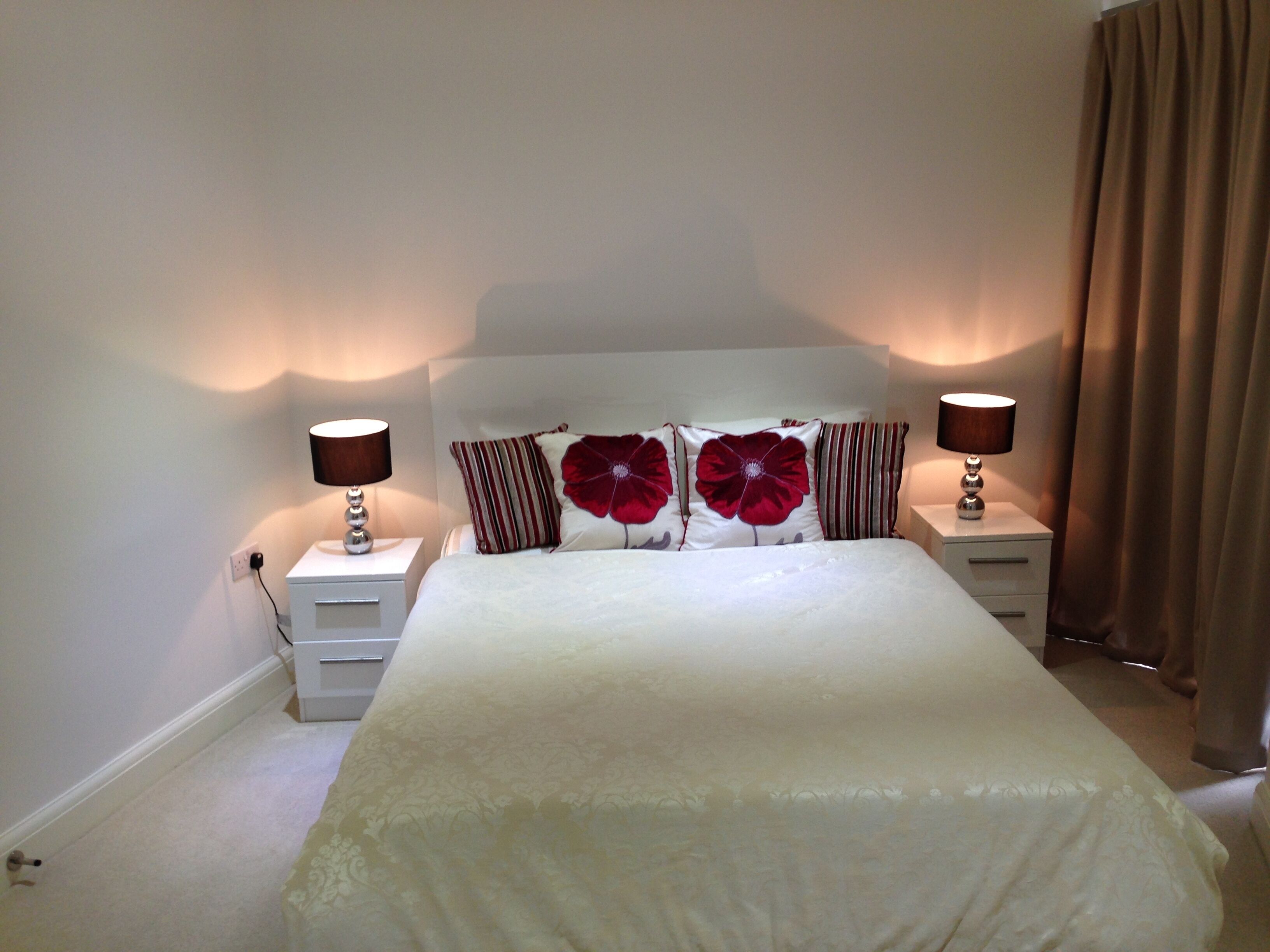 Surbiton Hills Deluxe  Apartment 