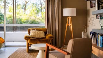 Smart TV, books, computer monitors, printers