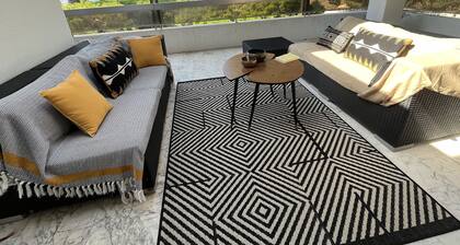 Huvila merinäköalalla arvokas huoneistohotelli