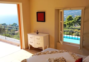 7 bedrooms, in-room safe, iron/ironing board, travel crib