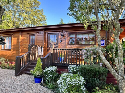 Holly Lodge, Cedar Springs, Heacham. 5 Mins Walk to Beach